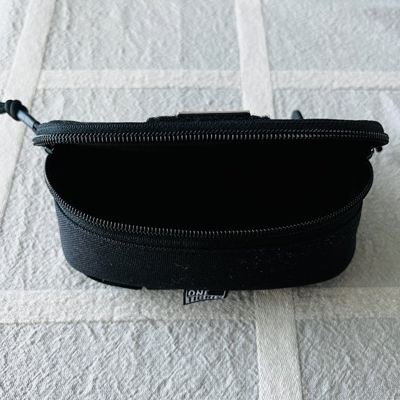 OneTigris Sunglasses Hard Case - Picture 5 of 5